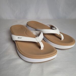 Reef Women's Cushion Cloud White Tan Flip Flop Size 8